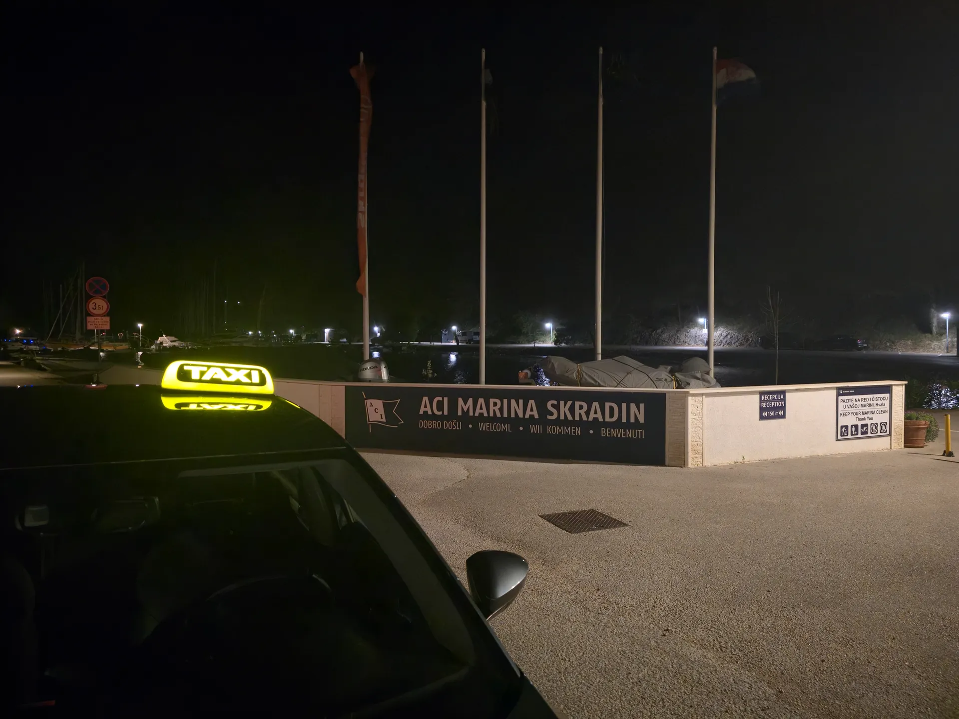 Antonio's Škoda Superb waiting at ACI Marina Skradin